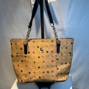 Gloria Vanderbilt Tan and Black Tote Bag